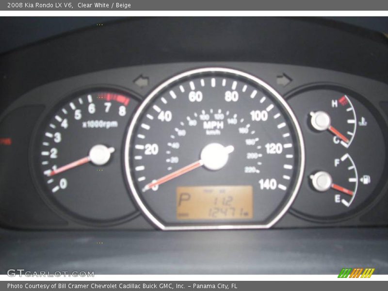 Clear White / Beige 2008 Kia Rondo LX V6