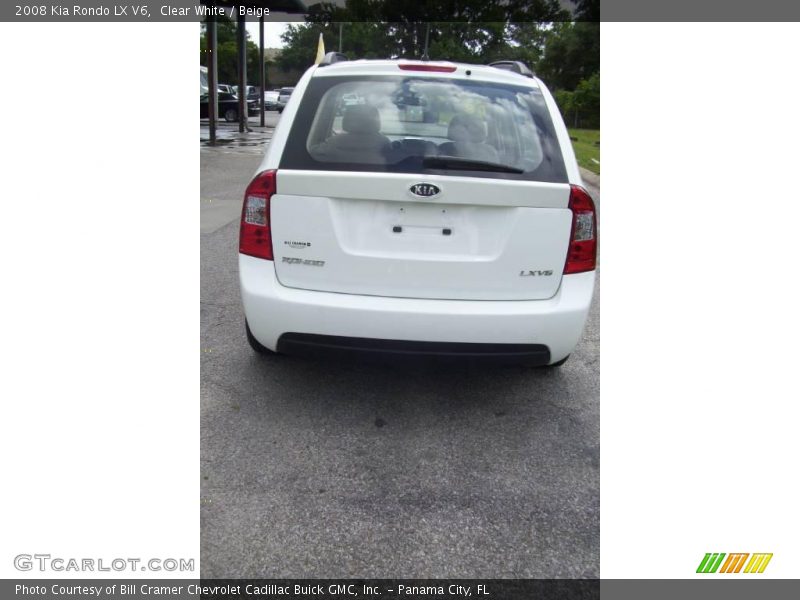 Clear White / Beige 2008 Kia Rondo LX V6