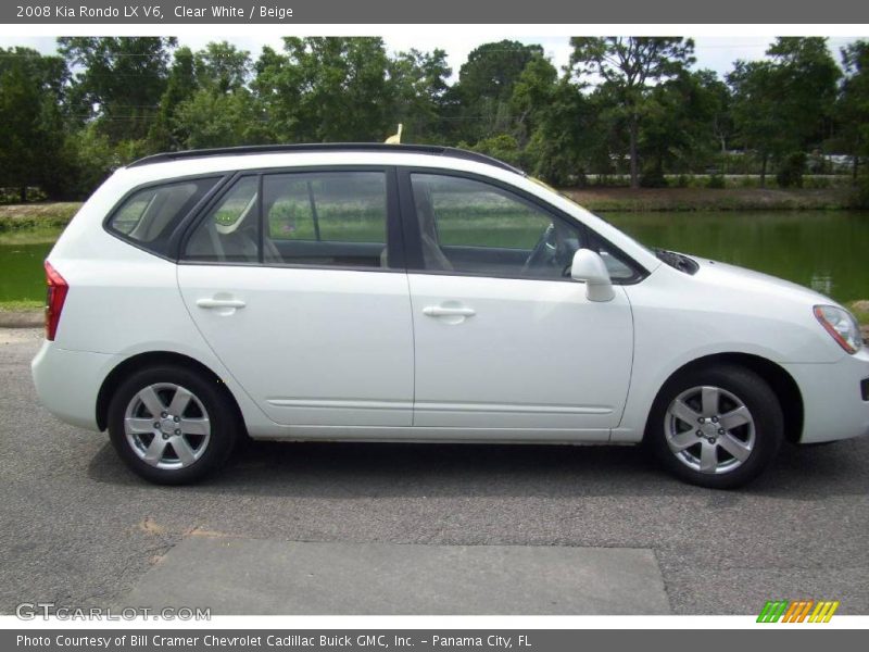 Clear White / Beige 2008 Kia Rondo LX V6