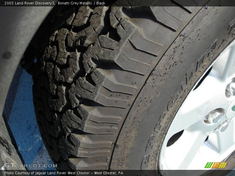 Bonatti Grey Metallic / Black 2003 Land Rover Discovery S