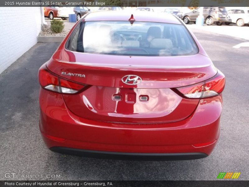 Geranium Red / Beige 2015 Hyundai Elantra SE Sedan