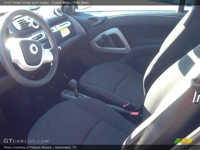 Crystal White / Plain Black 2013 Smart fortwo pure coupe
