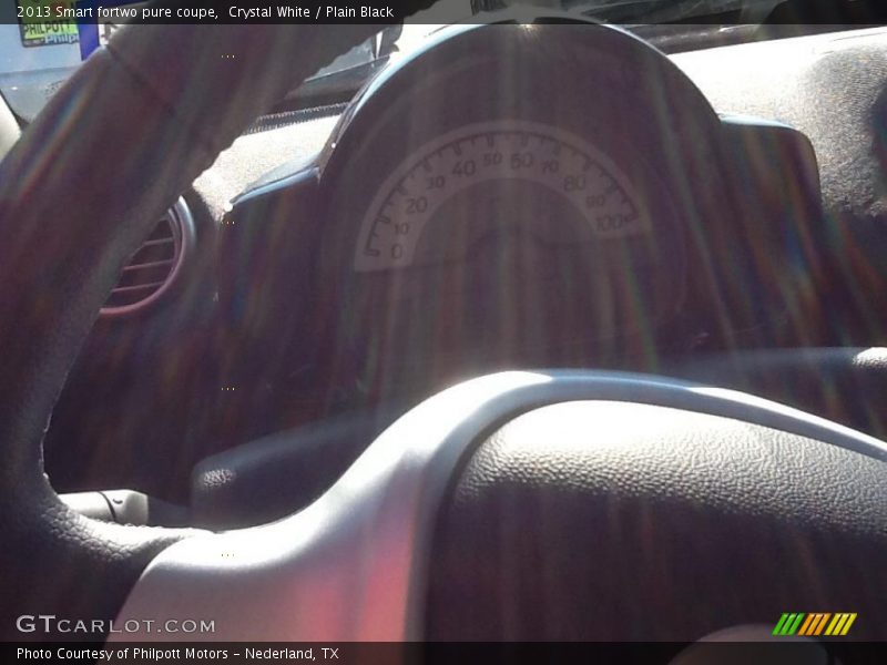 Crystal White / Plain Black 2013 Smart fortwo pure coupe