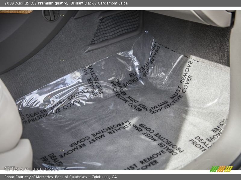 Brilliant Black / Cardamom Beige 2009 Audi Q5 3.2 Premium quattro