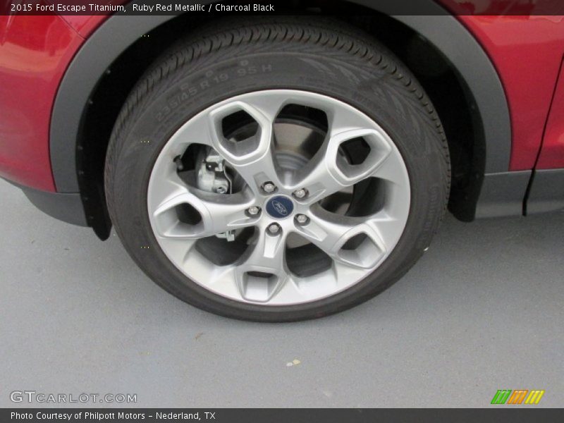 2015 Escape Titanium Wheel