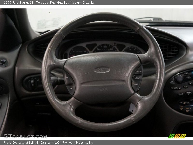Toreador Red Metallic / Medium Graphite 1999 Ford Taurus SE