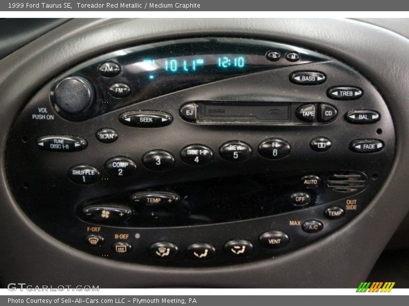 Toreador Red Metallic / Medium Graphite 1999 Ford Taurus SE