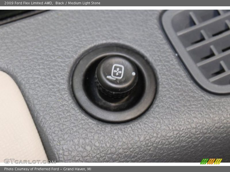 Black / Medium Light Stone 2009 Ford Flex Limited AWD