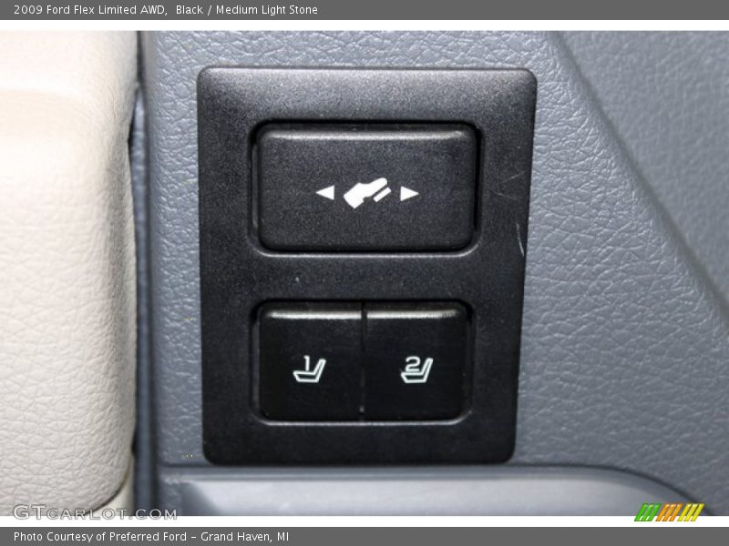 Black / Medium Light Stone 2009 Ford Flex Limited AWD
