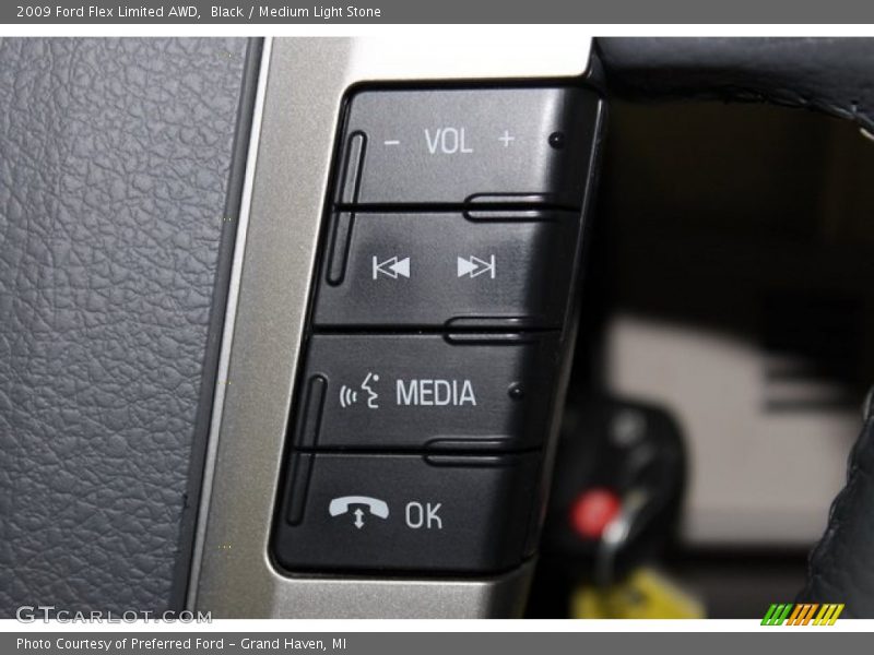Black / Medium Light Stone 2009 Ford Flex Limited AWD