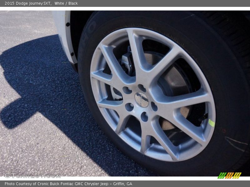 White / Black 2015 Dodge Journey SXT