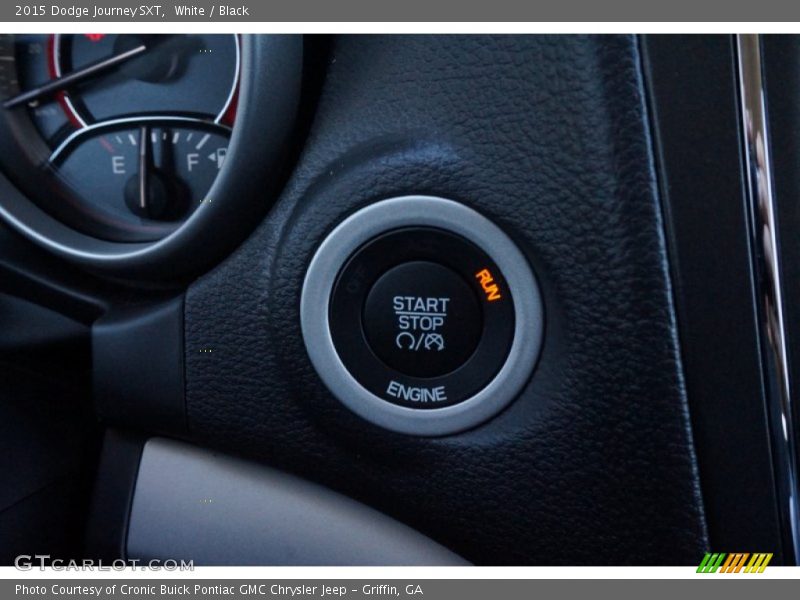 White / Black 2015 Dodge Journey SXT