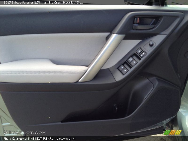 Jasmine Green Metallic / Gray 2015 Subaru Forester 2.5i