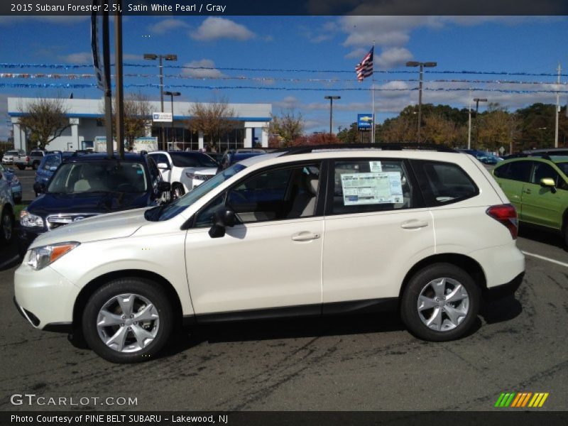 Satin White Pearl / Gray 2015 Subaru Forester 2.5i