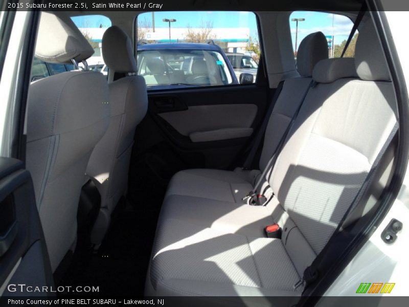 Satin White Pearl / Gray 2015 Subaru Forester 2.5i