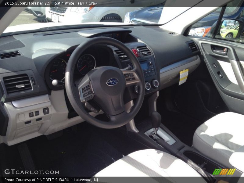 Satin White Pearl / Gray 2015 Subaru Forester 2.5i