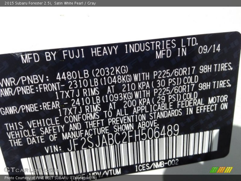Satin White Pearl / Gray 2015 Subaru Forester 2.5i