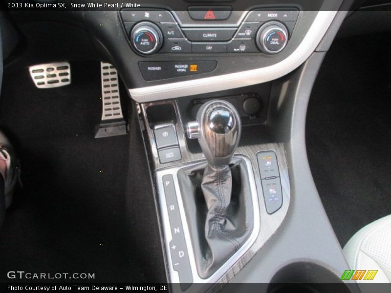 Snow White Pearl / White 2013 Kia Optima SX