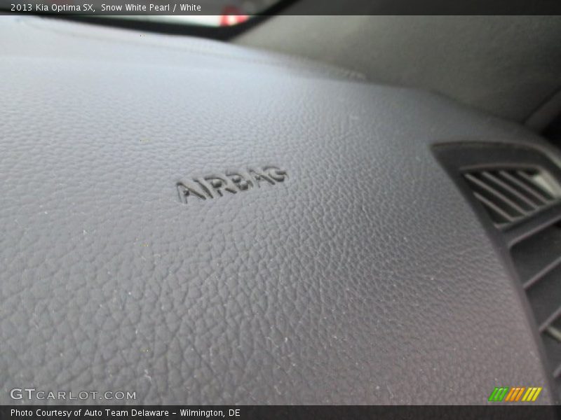 Snow White Pearl / White 2013 Kia Optima SX