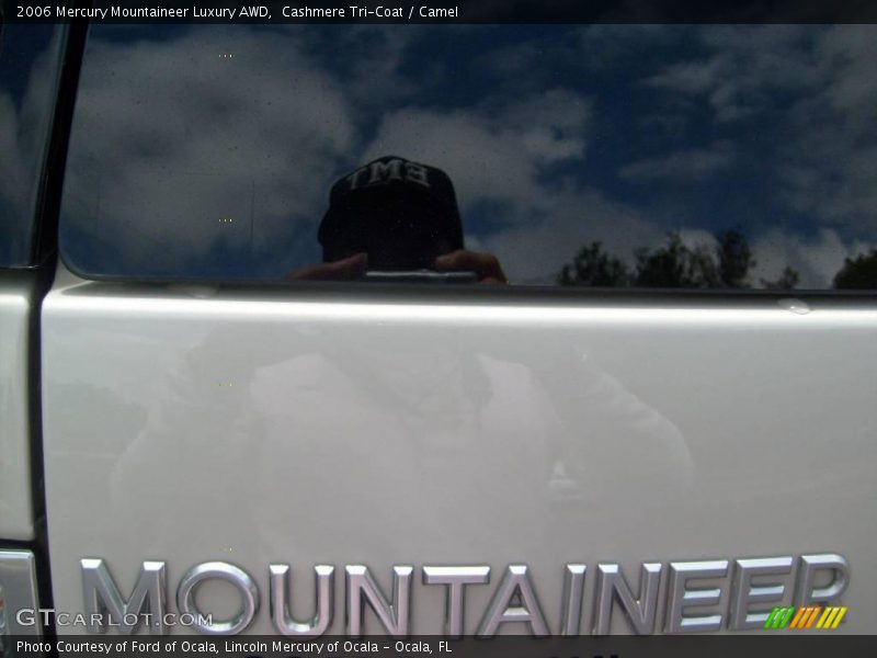 Cashmere Tri-Coat / Camel 2006 Mercury Mountaineer Luxury AWD