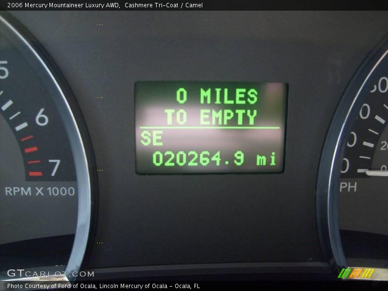 Cashmere Tri-Coat / Camel 2006 Mercury Mountaineer Luxury AWD