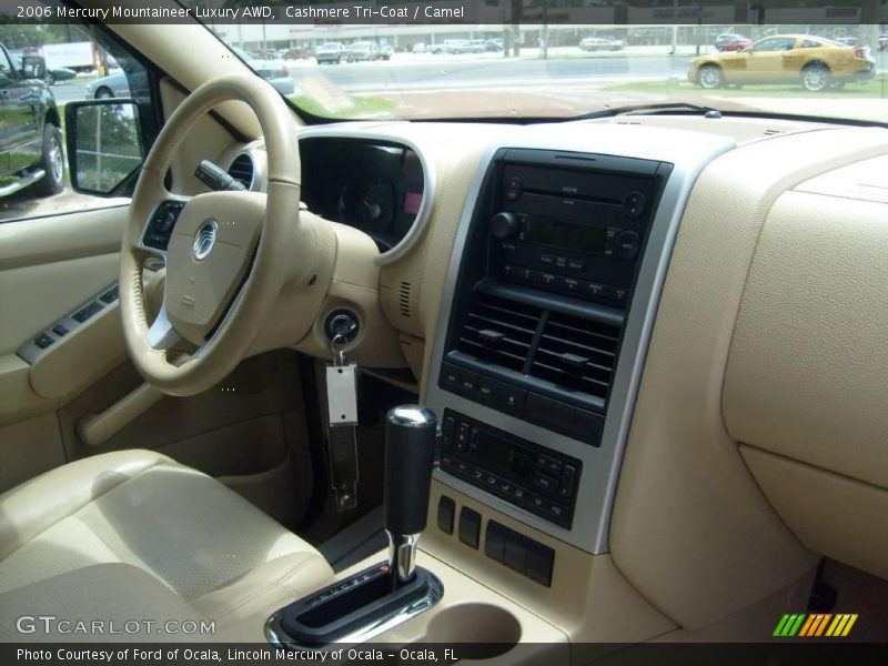 Cashmere Tri-Coat / Camel 2006 Mercury Mountaineer Luxury AWD