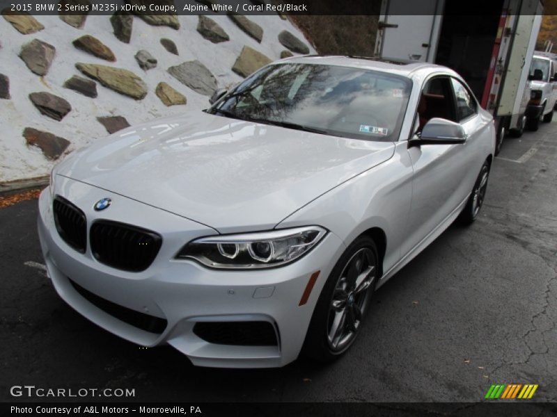 Front 3/4 View of 2015 2 Series M235i xDrive Coupe