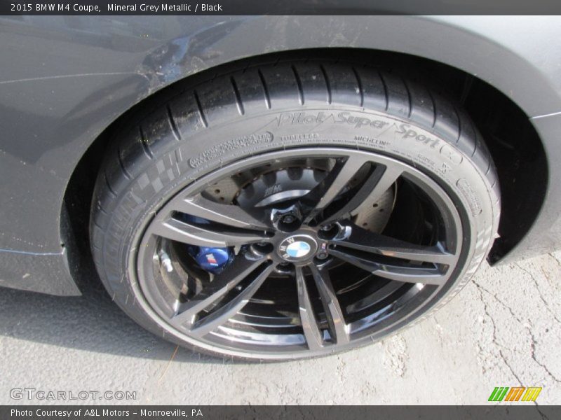 Mineral Grey Metallic / Black 2015 BMW M4 Coupe