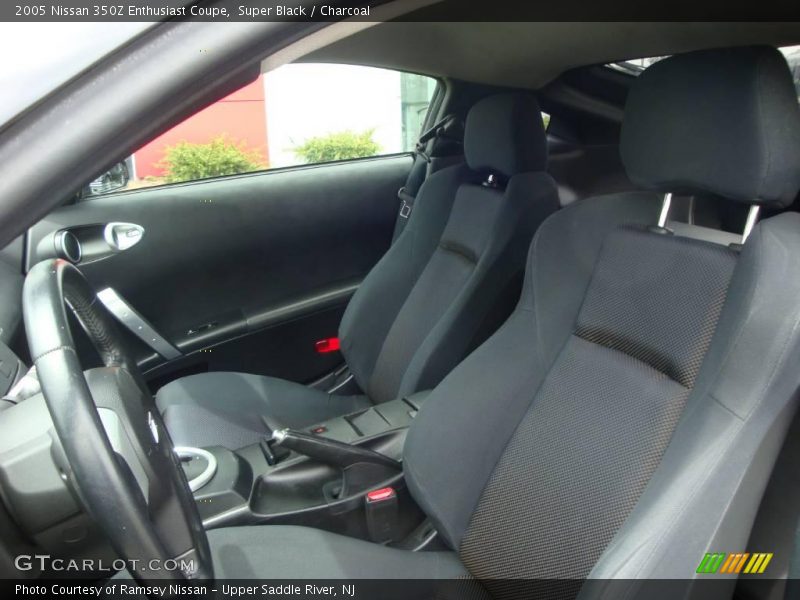 Super Black / Charcoal 2005 Nissan 350Z Enthusiast Coupe