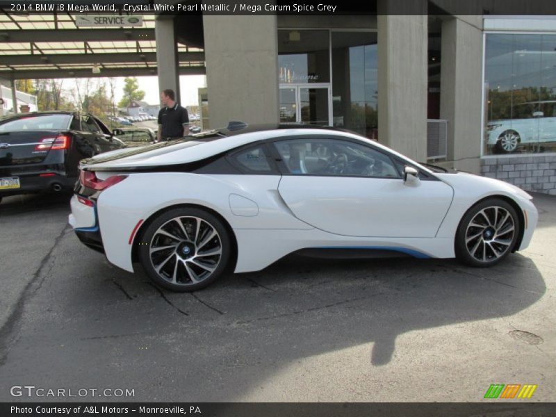 Crystal White Pearl Metallic / Mega Carum Spice Grey 2014 BMW i8 Mega World