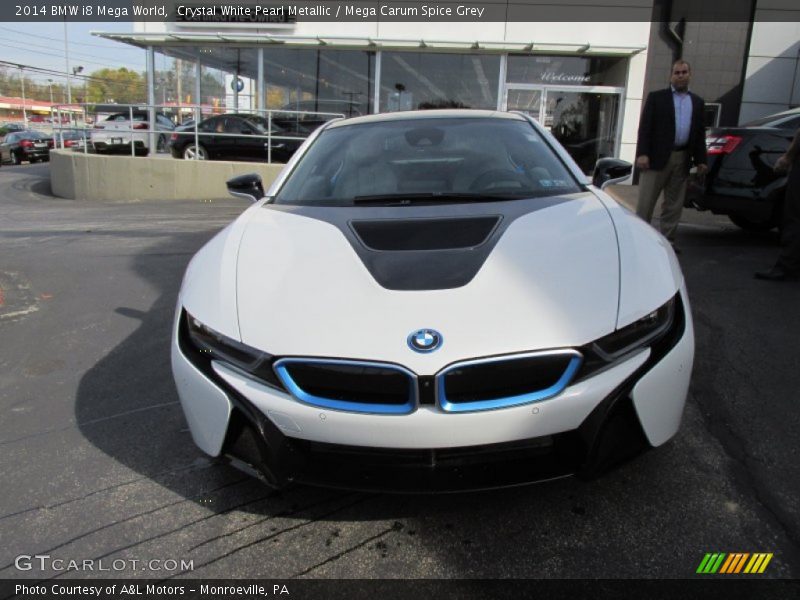 Crystal White Pearl Metallic / Mega Carum Spice Grey 2014 BMW i8 Mega World