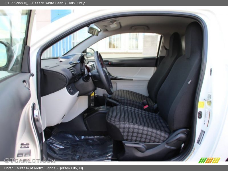 Blizzard White Pearl / Dark Gray 2012 Scion iQ