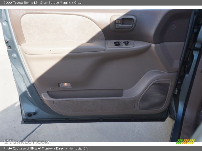 Silver Spruce Metallic / Gray 2000 Toyota Sienna LE