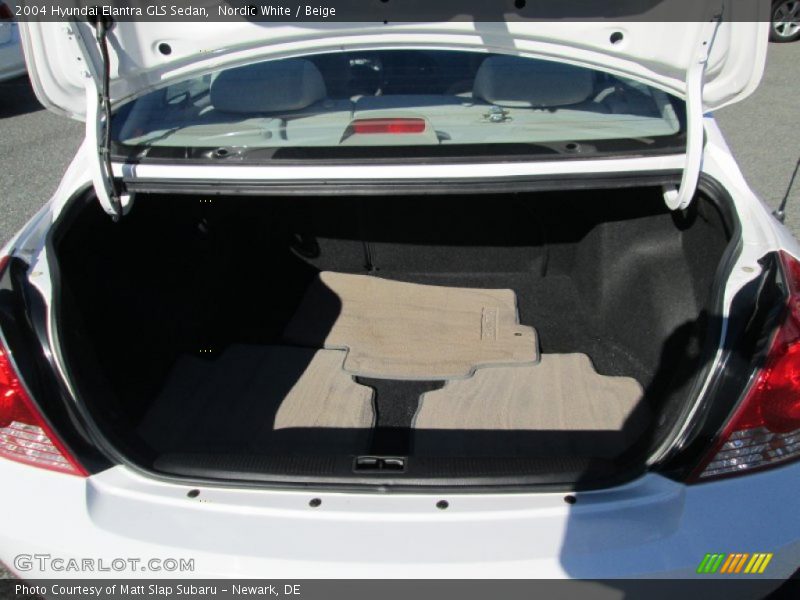 Nordic White / Beige 2004 Hyundai Elantra GLS Sedan