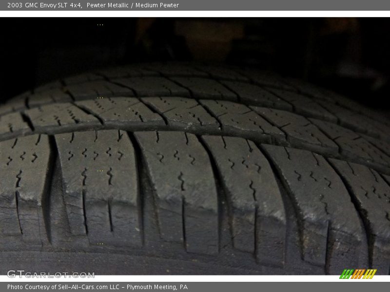 Pewter Metallic / Medium Pewter 2003 GMC Envoy SLT 4x4