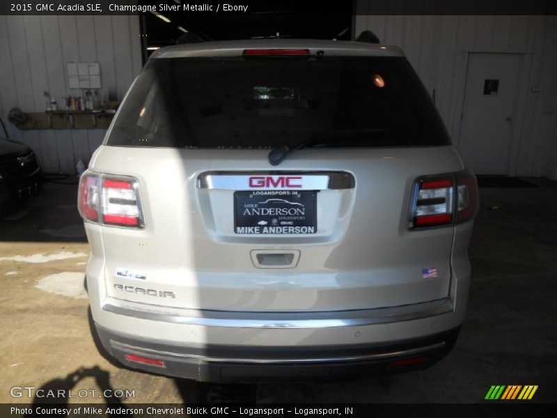 Champagne Silver Metallic / Ebony 2015 GMC Acadia SLE