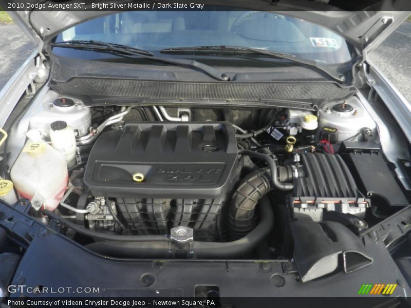 Bright Silver Metallic / Dark Slate Gray 2010 Dodge Avenger SXT