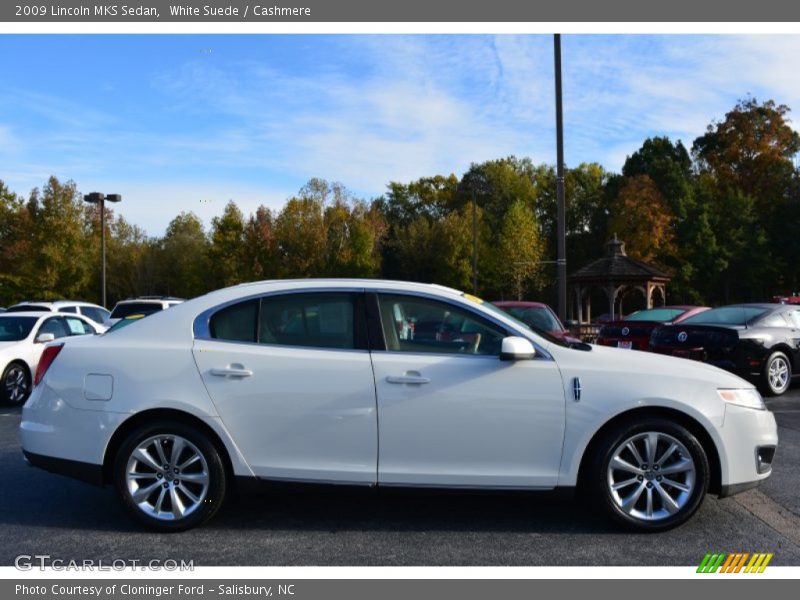 White Suede / Cashmere 2009 Lincoln MKS Sedan