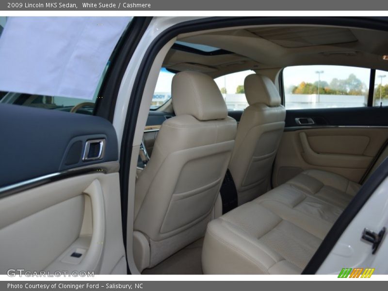 White Suede / Cashmere 2009 Lincoln MKS Sedan