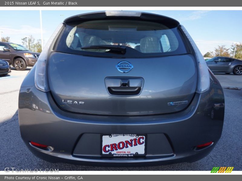 Gun Metallic / Black 2015 Nissan LEAF S