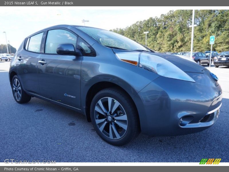 Gun Metallic / Black 2015 Nissan LEAF S