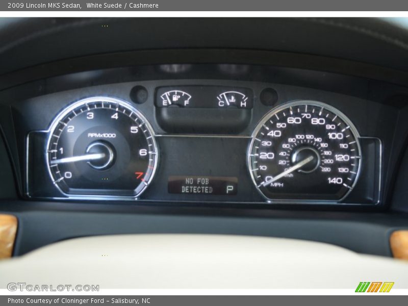 White Suede / Cashmere 2009 Lincoln MKS Sedan