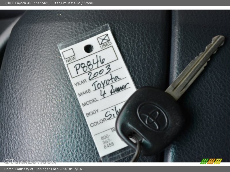 Titanium Metallic / Stone 2003 Toyota 4Runner SR5
