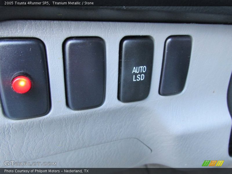 Titanium Metallic / Stone 2005 Toyota 4Runner SR5