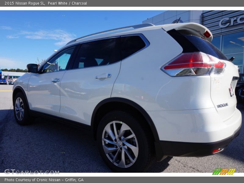 Pearl White / Charcoal 2015 Nissan Rogue SL