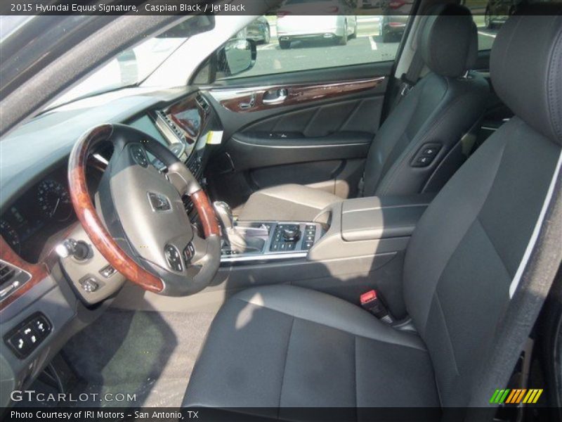 Front Seat of 2015 Equus Signature