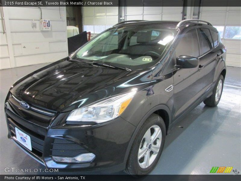 Tuxedo Black Metallic / Charcoal Black 2015 Ford Escape SE