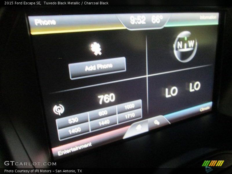 Tuxedo Black Metallic / Charcoal Black 2015 Ford Escape SE
