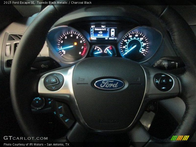 Tuxedo Black Metallic / Charcoal Black 2015 Ford Escape SE