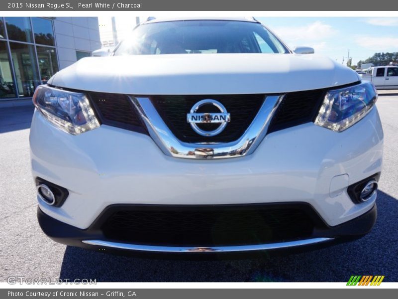 Pearl White / Charcoal 2015 Nissan Rogue SL